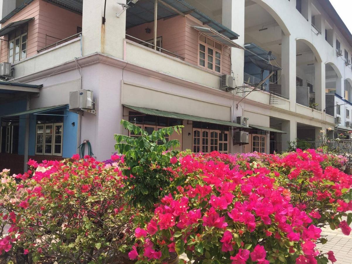 Anchana House Jomtien Beach Exterior foto
