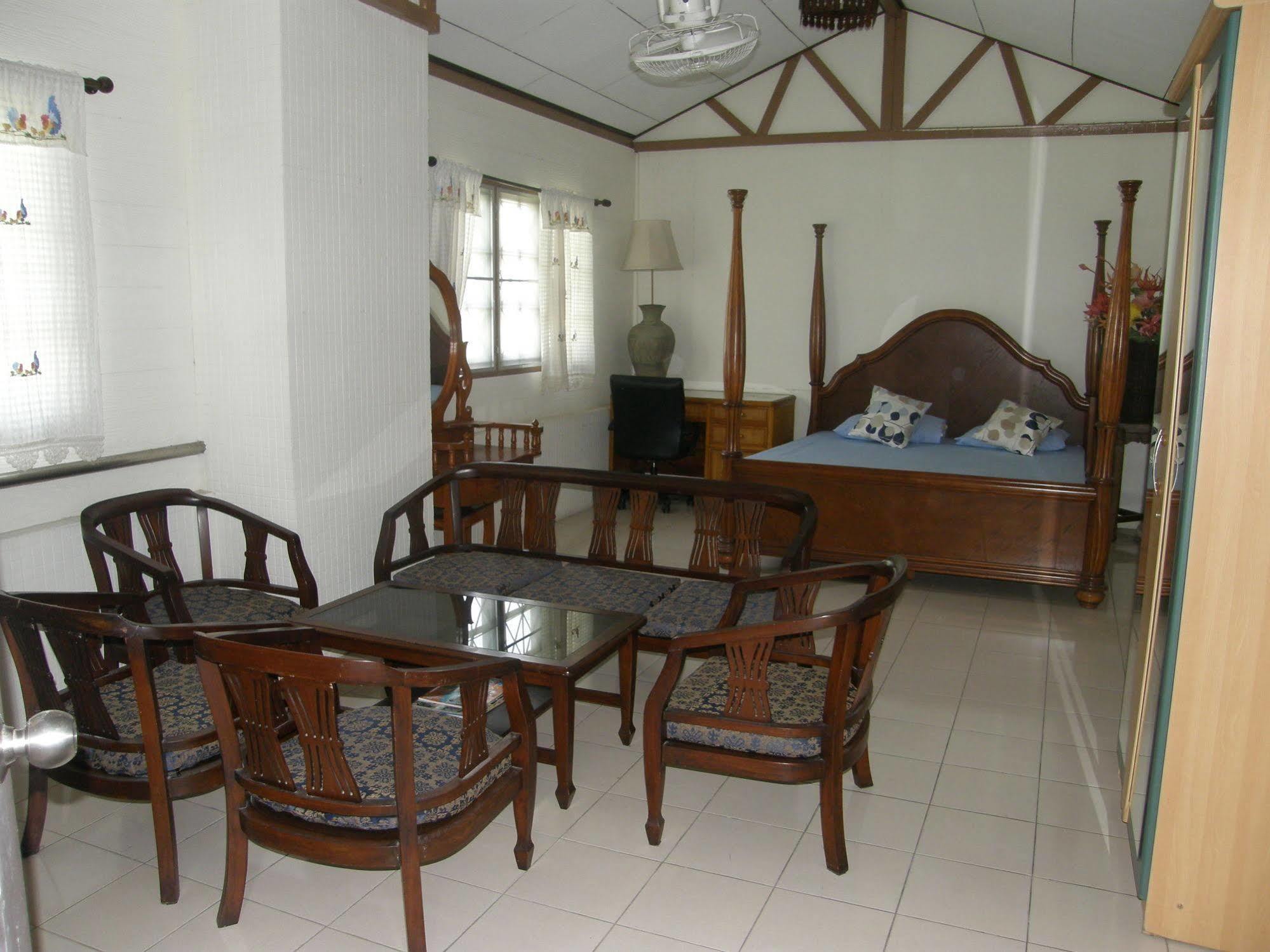 Anchana House Jomtien Beach Exterior foto